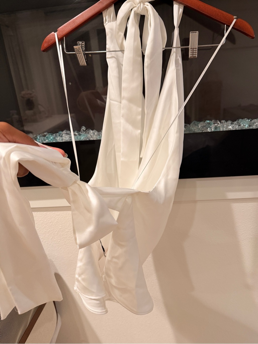 Zara White Satin Cowl Halter Top with Open-Tie Back - Picture 4 of 5